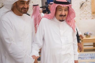 Saudi king Salman (R) - UAE President Mohammad bin Zayed (L)