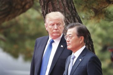 US President Donald Trump and his South Korean counterpart Moon Jae-in