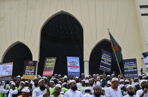 prophete_manif_dacca-jpg3