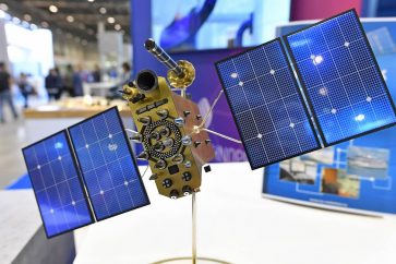 NOVOSIBIRSK, RUSSIA - SEPTEMBER 18, 2019: A mockup of the GLONASS-K satellite navigation system on display at Technoprom-2019, the 7th International Forum of Technological Development at the Novosibirsk Expocenter. Kirill Kukhmar/TASSÐîññèÿ. Íîâîñèáèðñê. Ìàêåò íàâèãàöèîííîãî ñïóòíèêà "Ãëîíàññ-Ê" íà VII Ìåæäóíàðîäíîì ôîðóìå è âûñòàâêå òåõíîëîãè÷åñêîãî ðàçâèòèÿ "Òåõíîïðîì-2019" â âûñòàâî÷íîì êîìïëåêñå "Íîâîñèáèðñê Ýêñïîöåíòð". Êèðèëë Êóõìàðü/ÒÀÑÑ