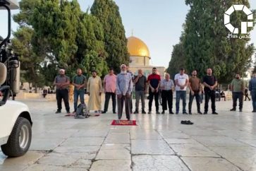 Aqsa Palestinian worshipers