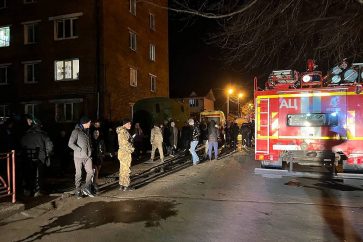 Military plane crashes into residential building in Irkutsk, Russia