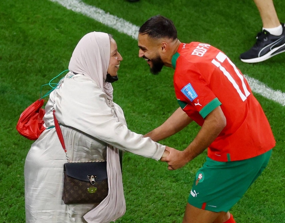 Boufal mother