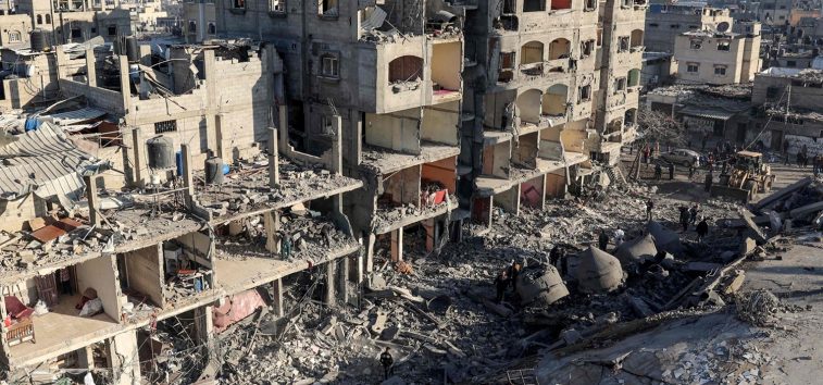 TOPSHOT - A general view shows destroyed building and the rubble of the al-Faruq mosque on February 22, 2024, following an overnight Israeli air strike in Rafah refugee camp in the southern Gaza Strip, amid continuing battles between Israel and the Palestinian militant group Hamas. (Photo by SAID KHATIB / AFP)