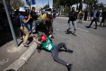 Israel clashes Knesset